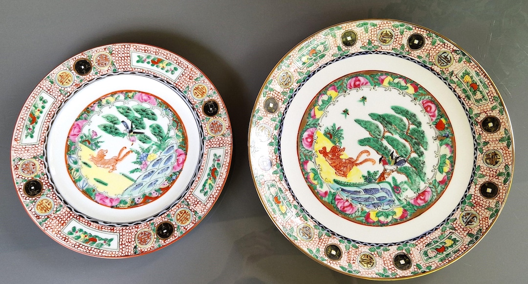 Antique-Style Canton Famille-Rose Lion-Dog and Bird Porcelain Plates, Pair