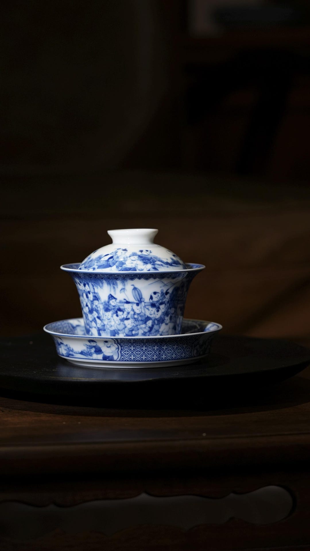 Hand-Painted Blue and White Hundred Children Gaiwan