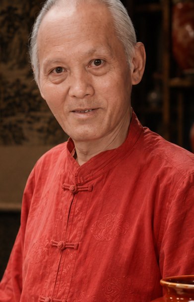 Xiong Guorui, Master of Agate-Red Snow Landscape Porcelain
